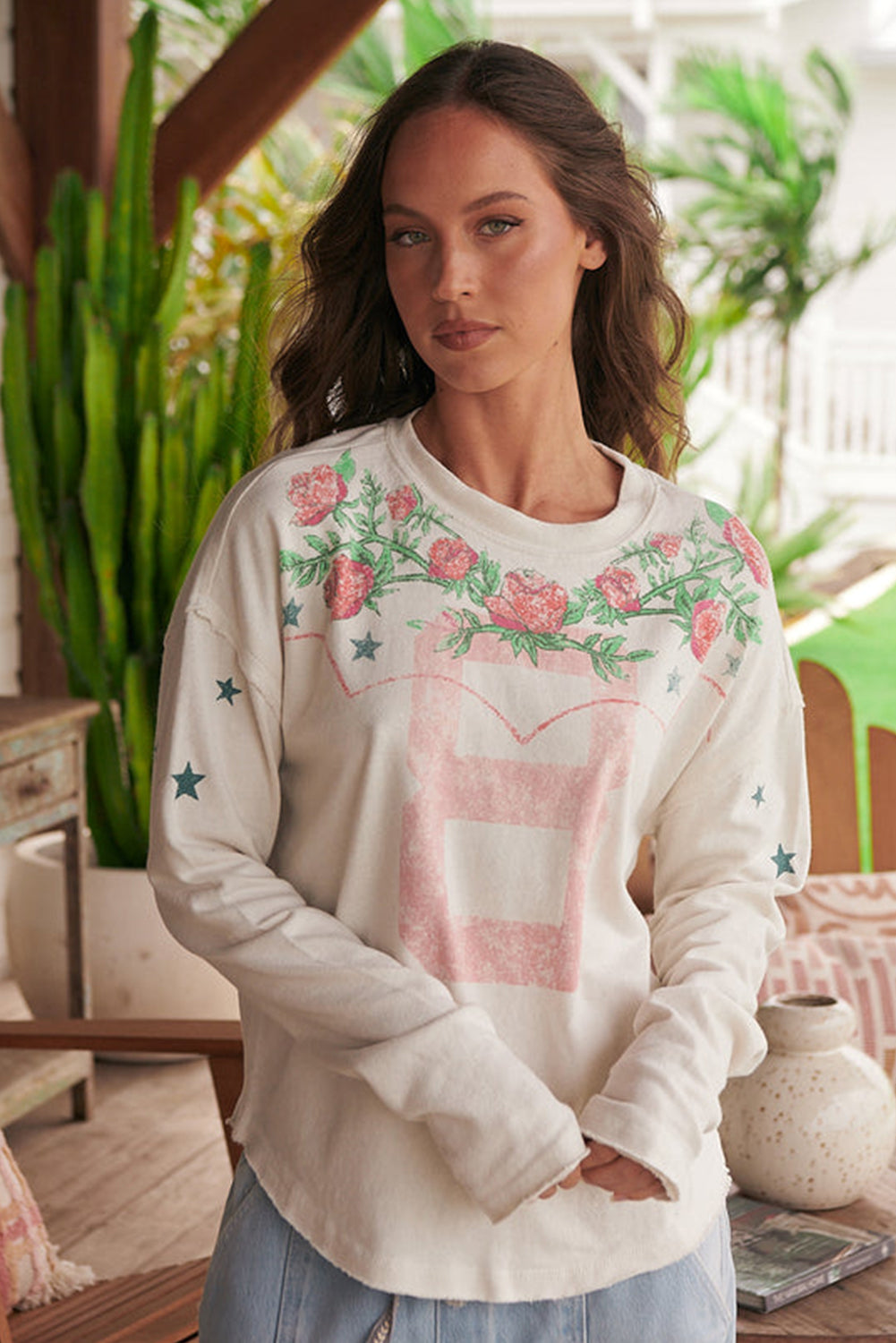White Elegant Flower Long Sleeve Round Neck Blouse