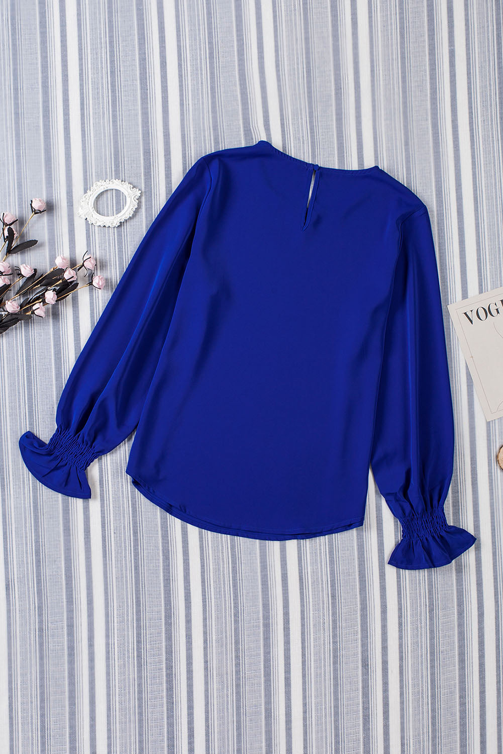 Red Solid Color Pullover Smocked Cuffs Long Sleeve Blouse