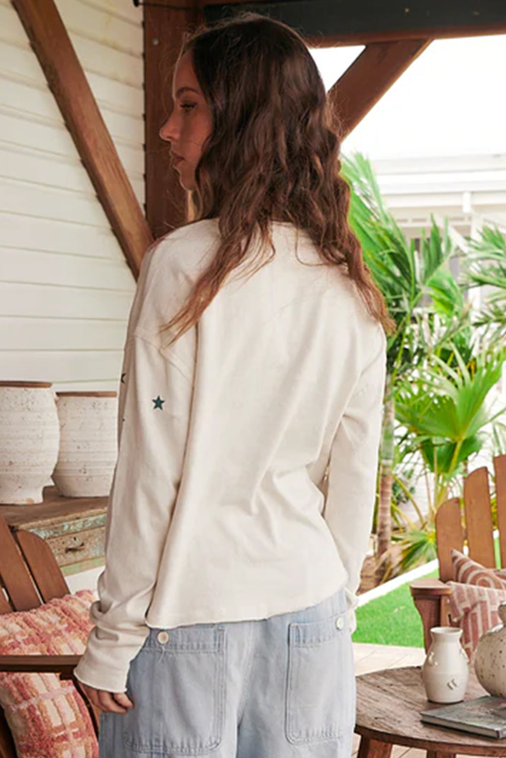 White Elegant Flower Long Sleeve Round Neck Blouse