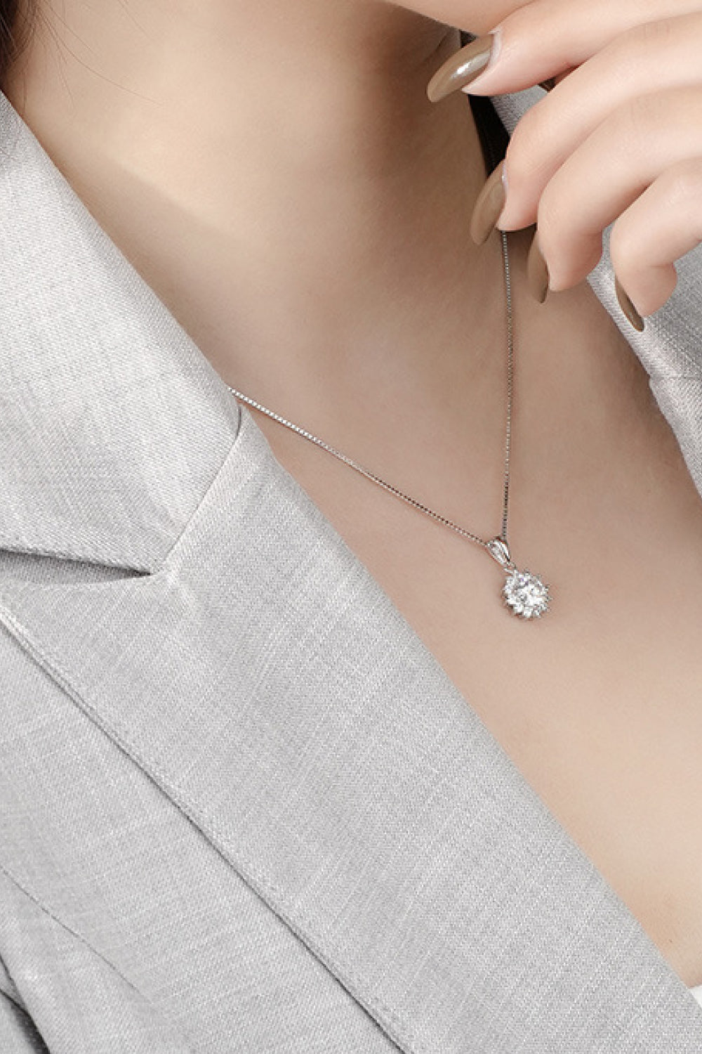 Moissanite Flower Pendant Necklace