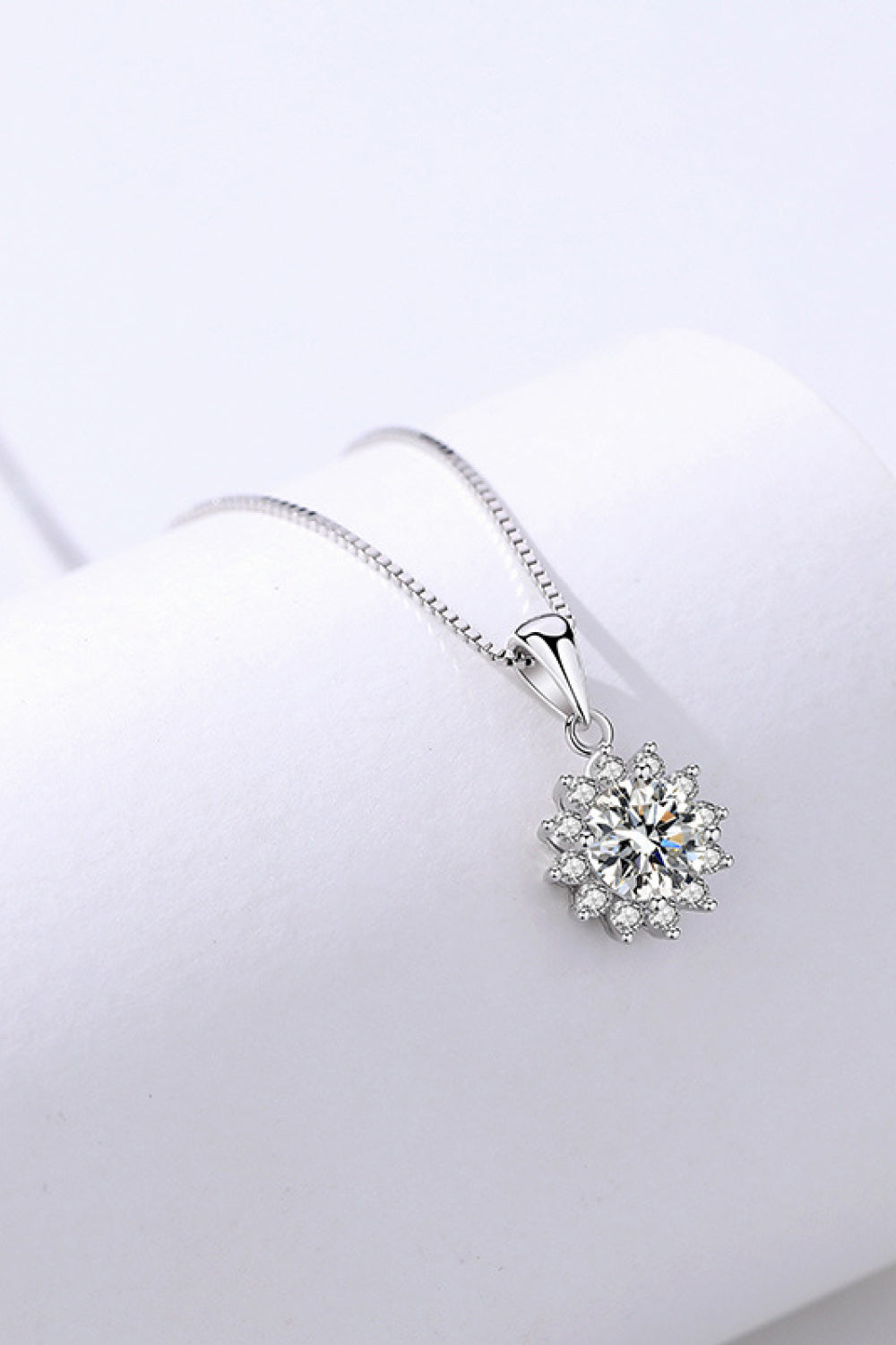 Moissanite Flower Pendant Necklace