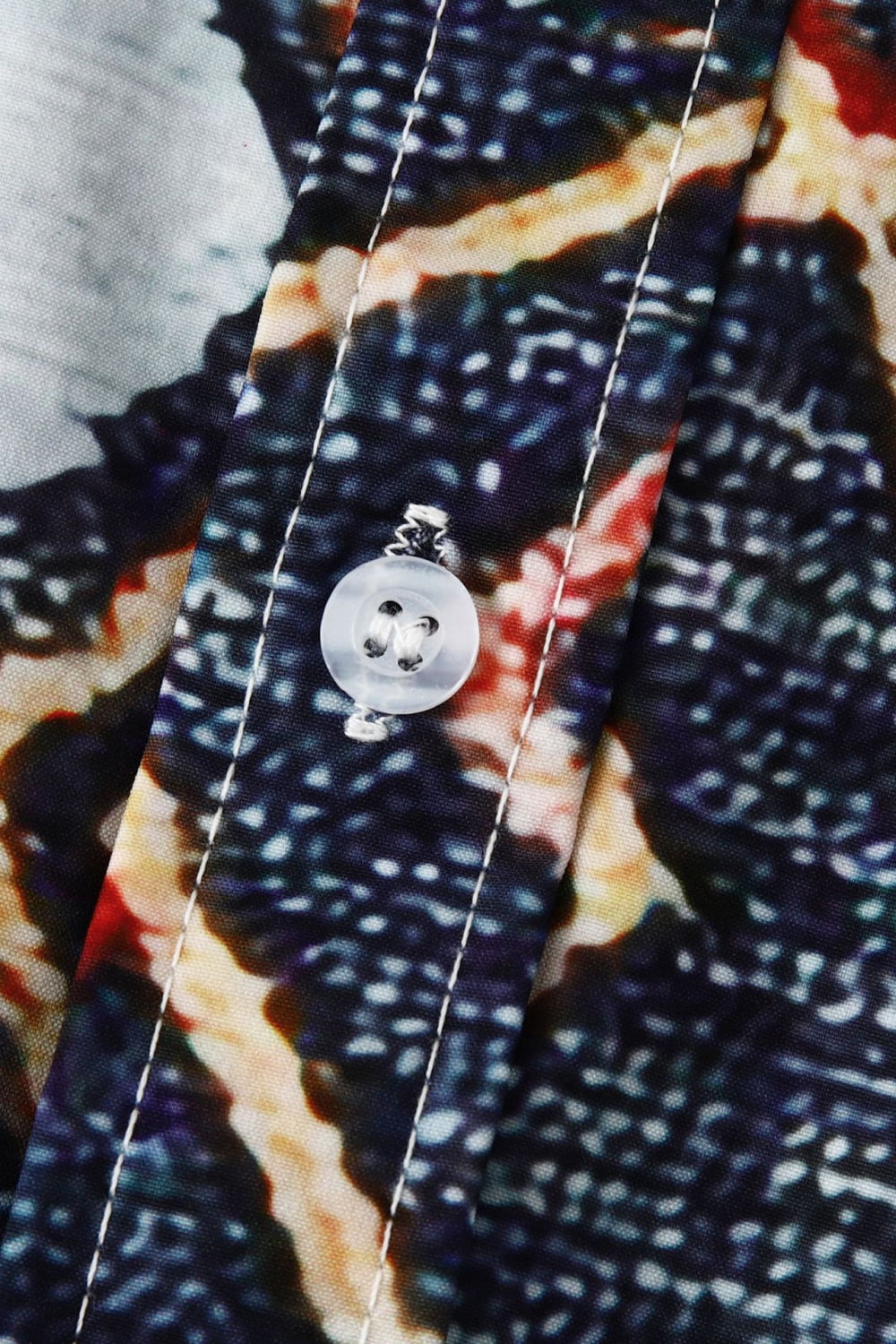 Geometric Print Button-Down Short Sleeve Shirt