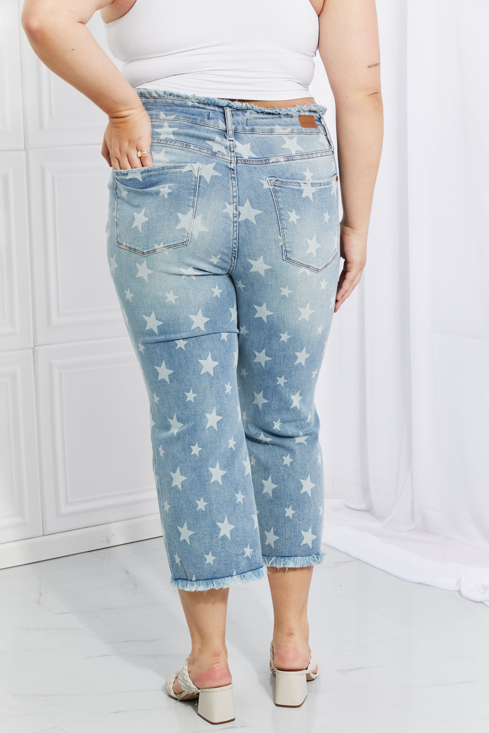 Judy Blue Full Size Parker Star Print Crop Straight Jeans