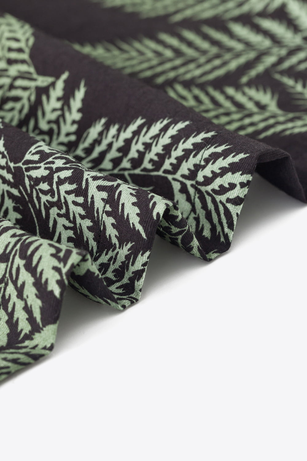 Botanical Pattern Button-Up Short Sleeve Shirt