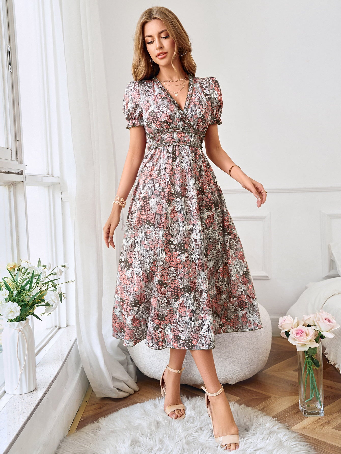 Floral Frill Trim V-Neck Flounce Sleeve Dress