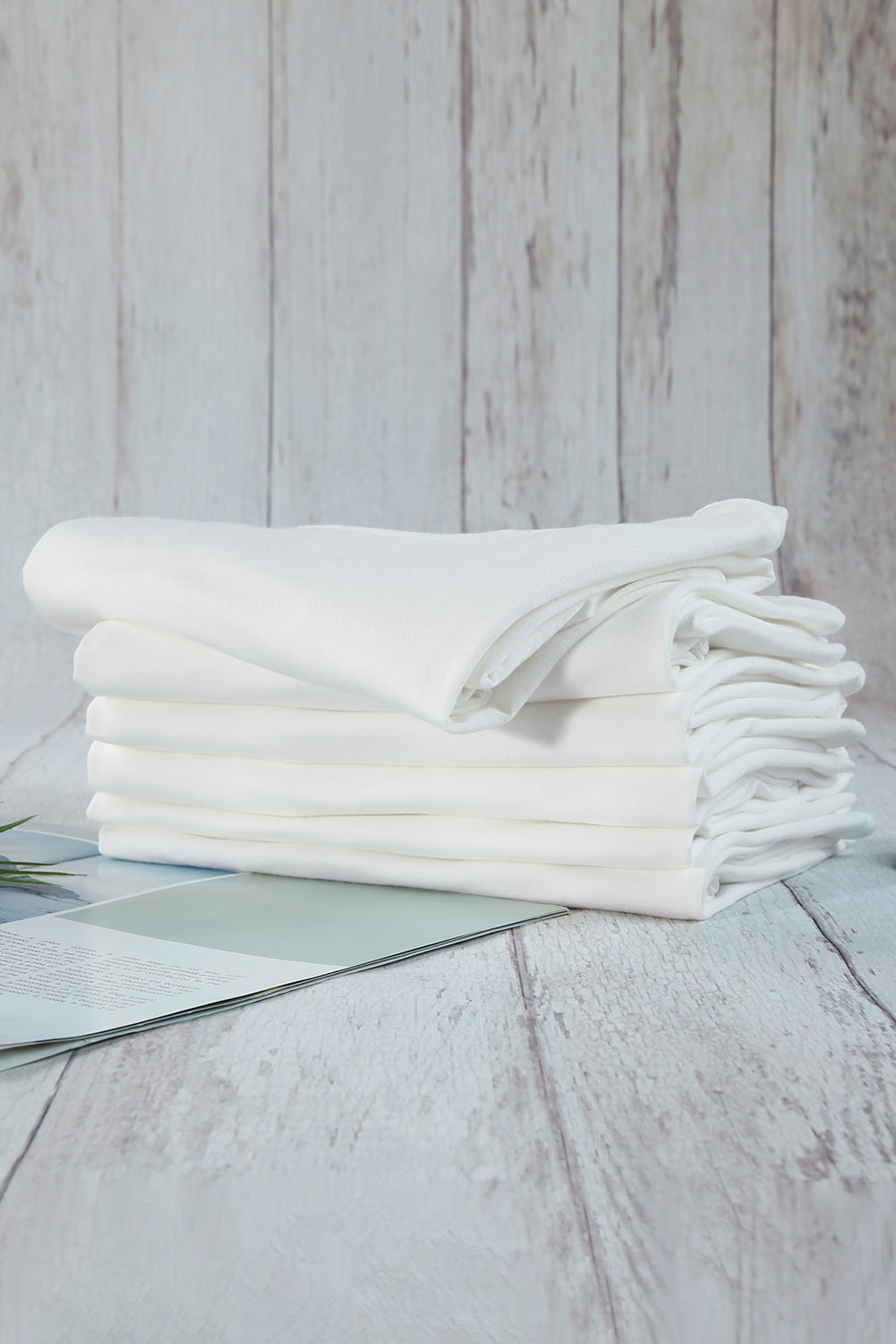 Green Plain Solid Color Crew Neck Tee