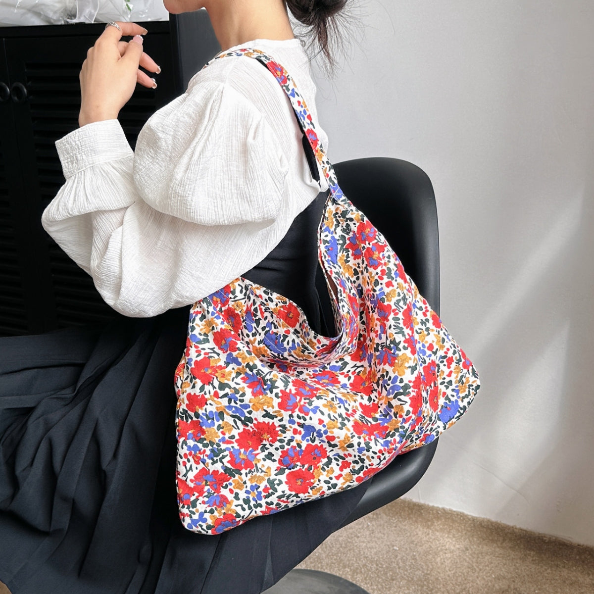 Printed Medium Shoulder Bag