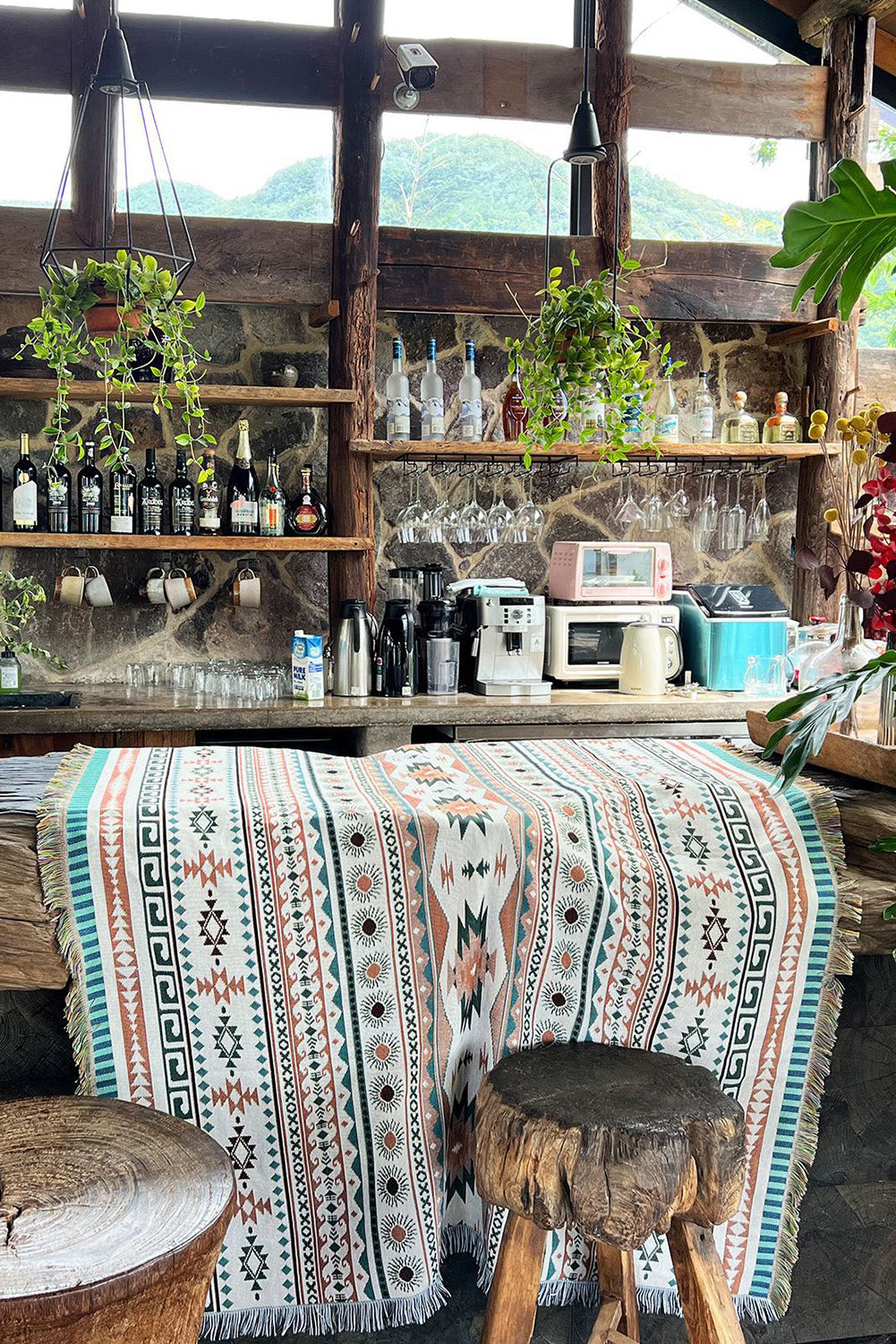 Bright White 130*160 Geometric Print Tassel Blanket