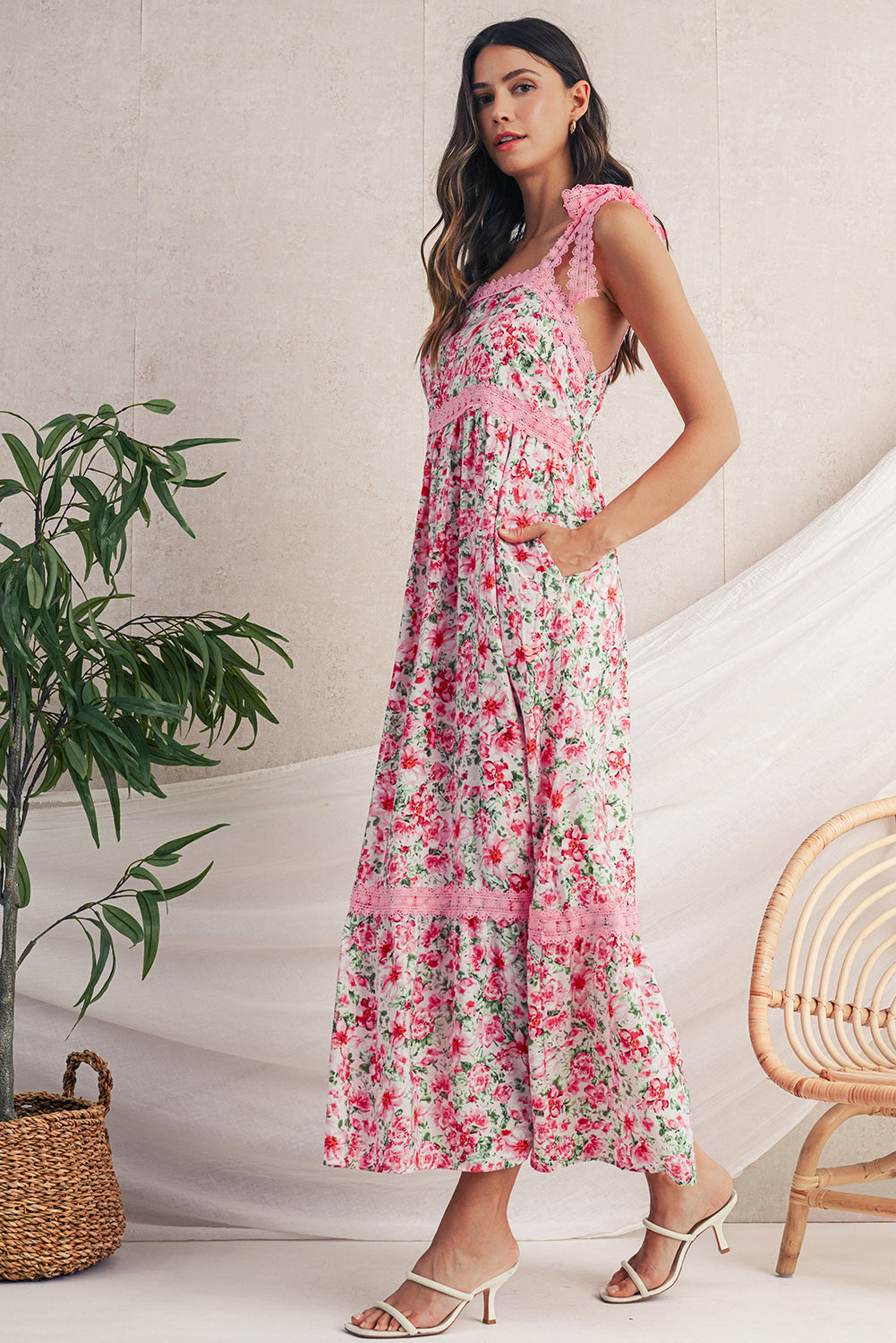 Green Floral Lace Tied Strap Empire Waist Maxi Dress