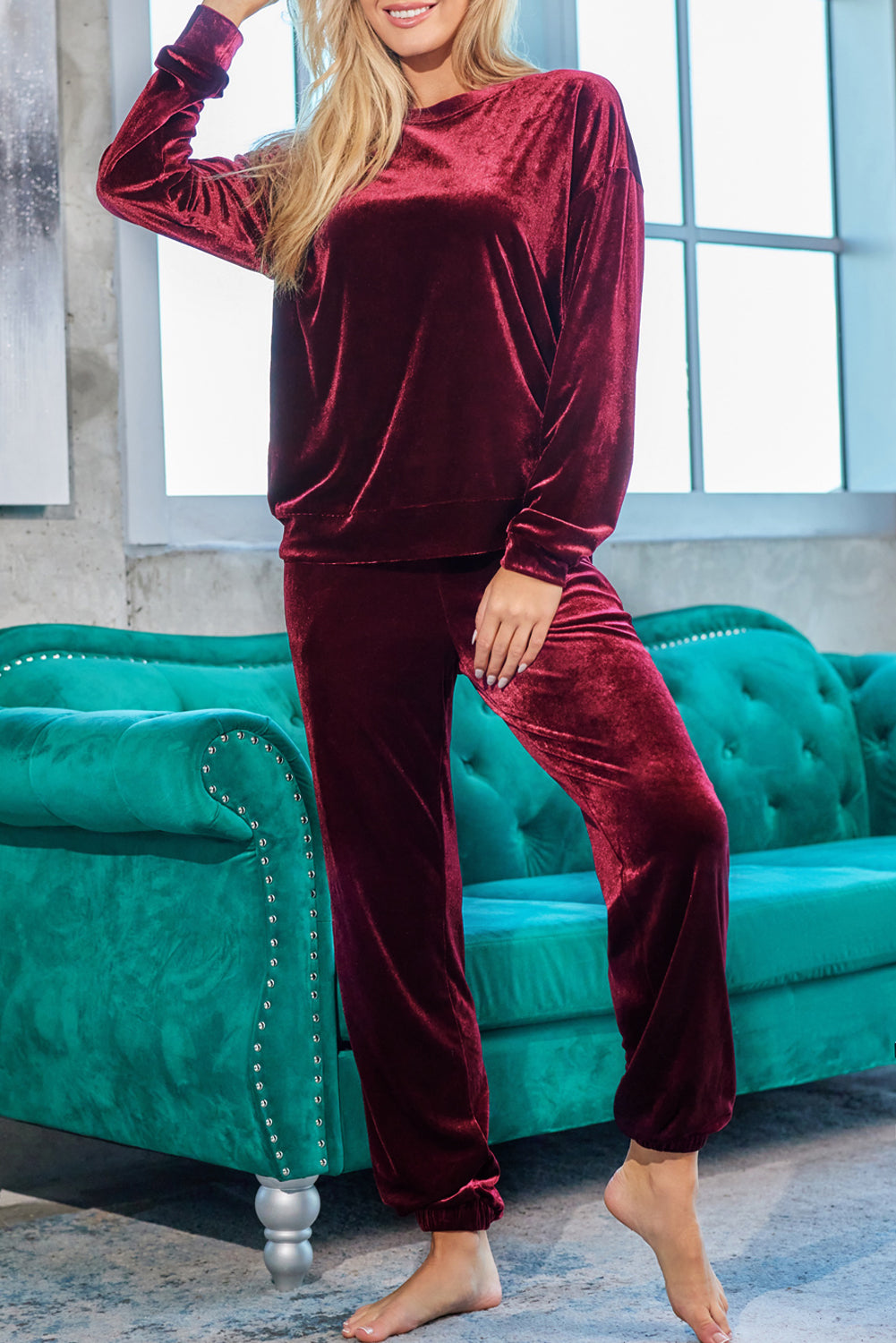 Red Solid Velvet Round Neck Top & Drawstring Pants Longe Set