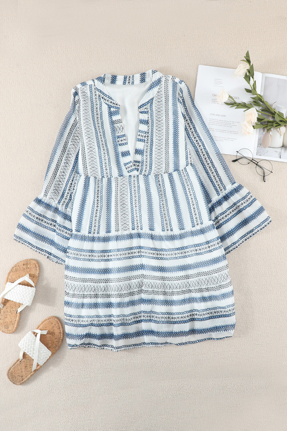 Green Chiffon Bell Sleeve Split V Neck Tunic Dress