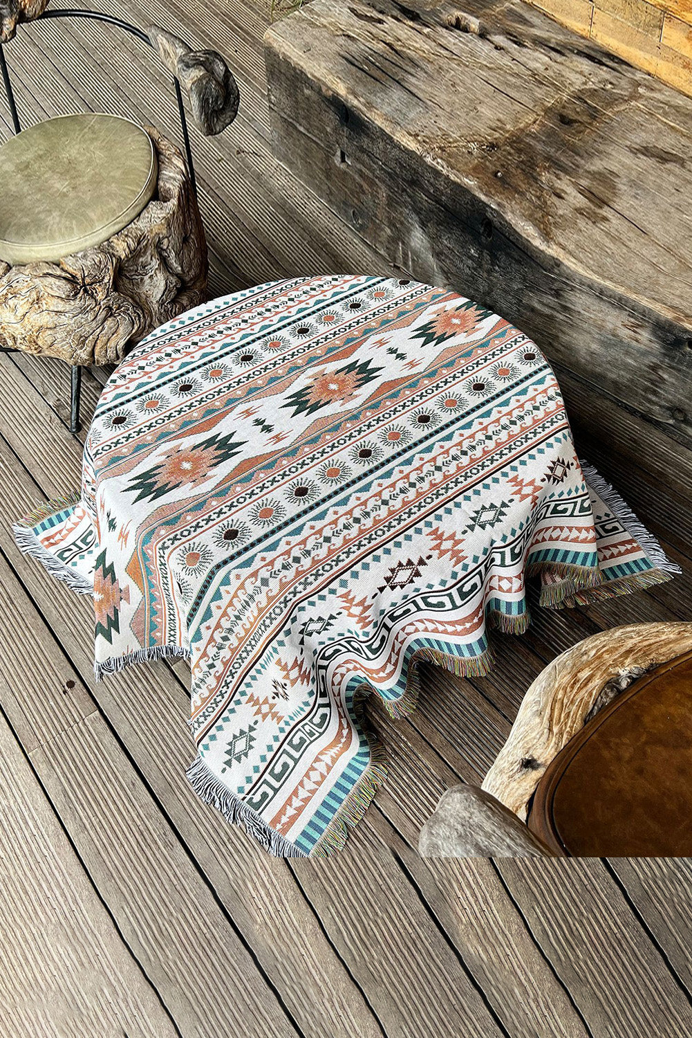 Bright White 130*160 Geometric Print Tassel Blanket