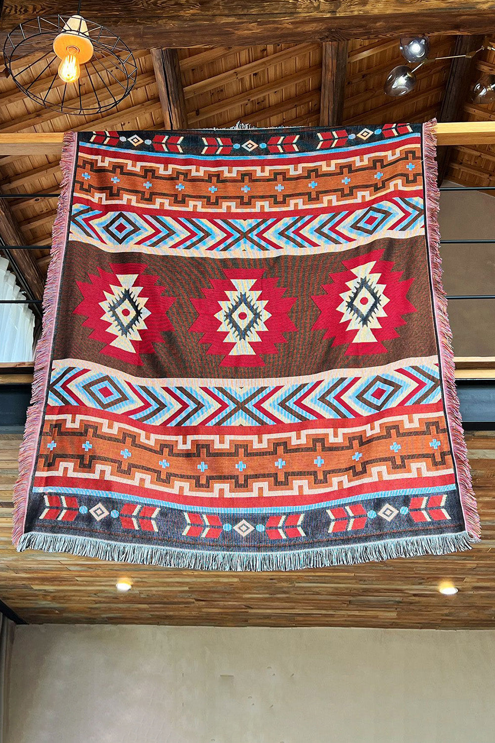 Bright White 130*160 Geometric Print Tassel Blanket