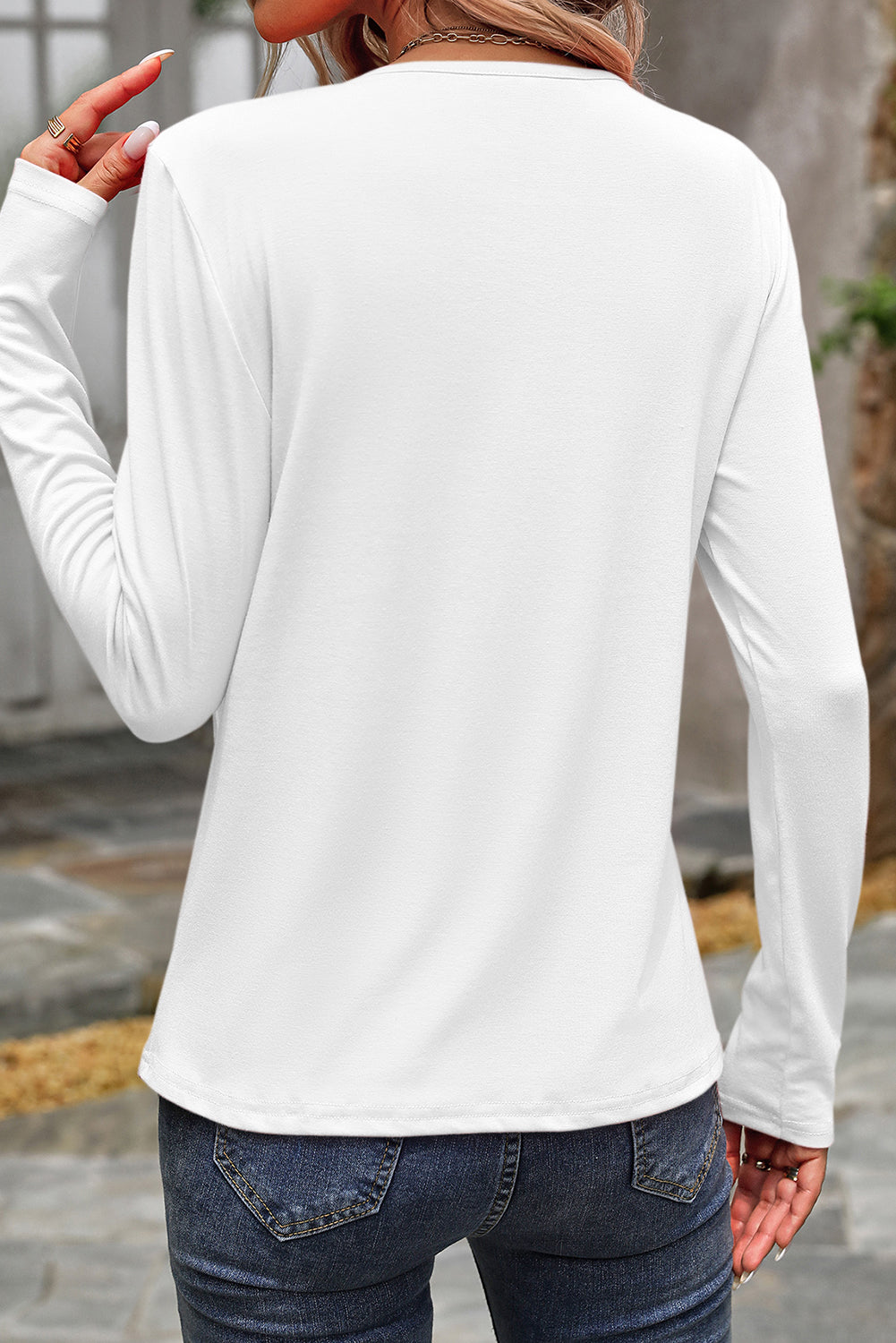 White Solid Round Neck Long Sleeve Blouse