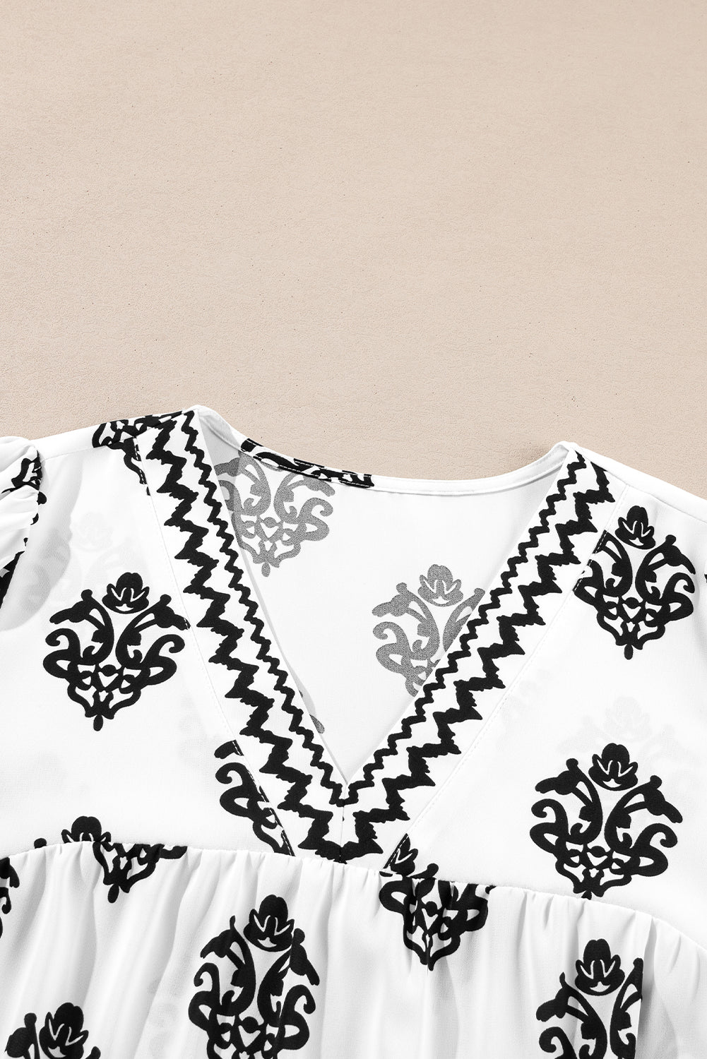 Green Damask Floral Print Contrast V Neck 3/4 Sleeve Blouse - Kustom Kreations Goods