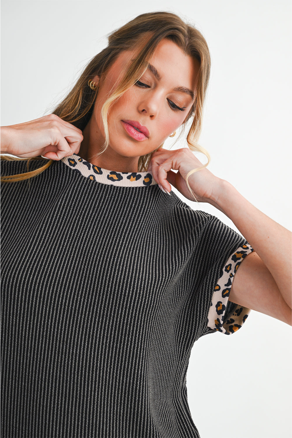 Carbon Grey Leopard Patchwork Trim Twisted Rib T Shirt and Cropped Pants Set - Kustom Kreations Goods