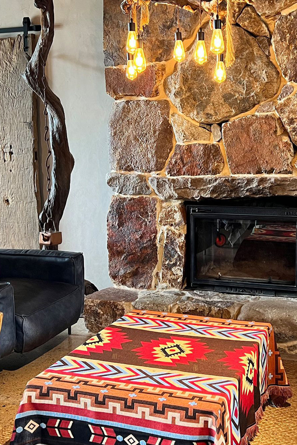 Bright White 130*160 Geometric Print Tassel Blanket