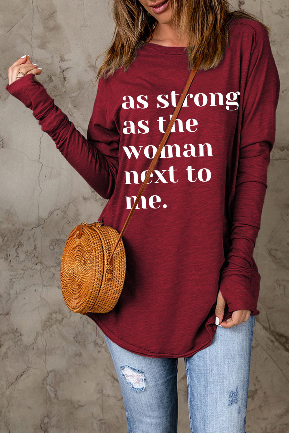 Letter Graphic Thumbhole Sleeve Top