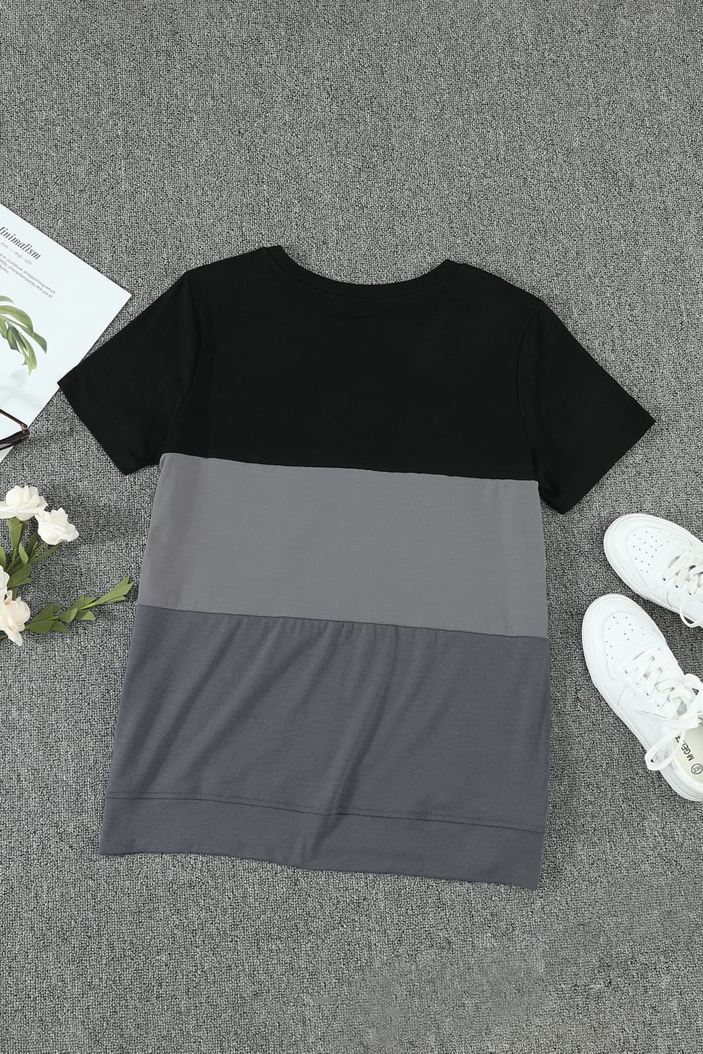 Color Block Side Slit Round Neck T-Shirt