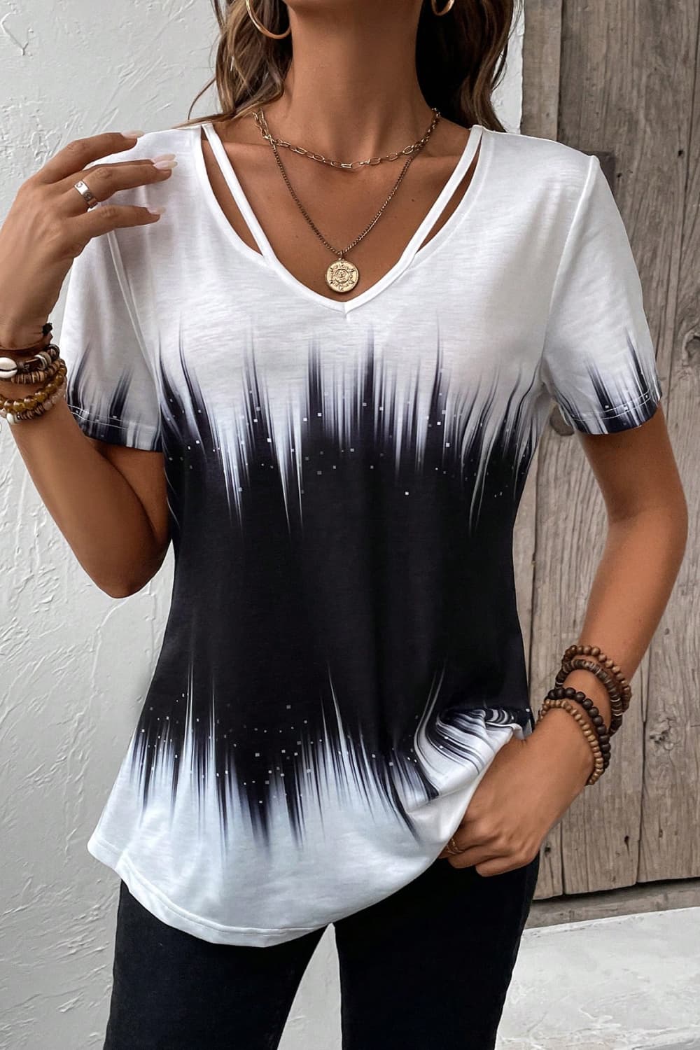 Printed Cutout Short Sleeve Tee