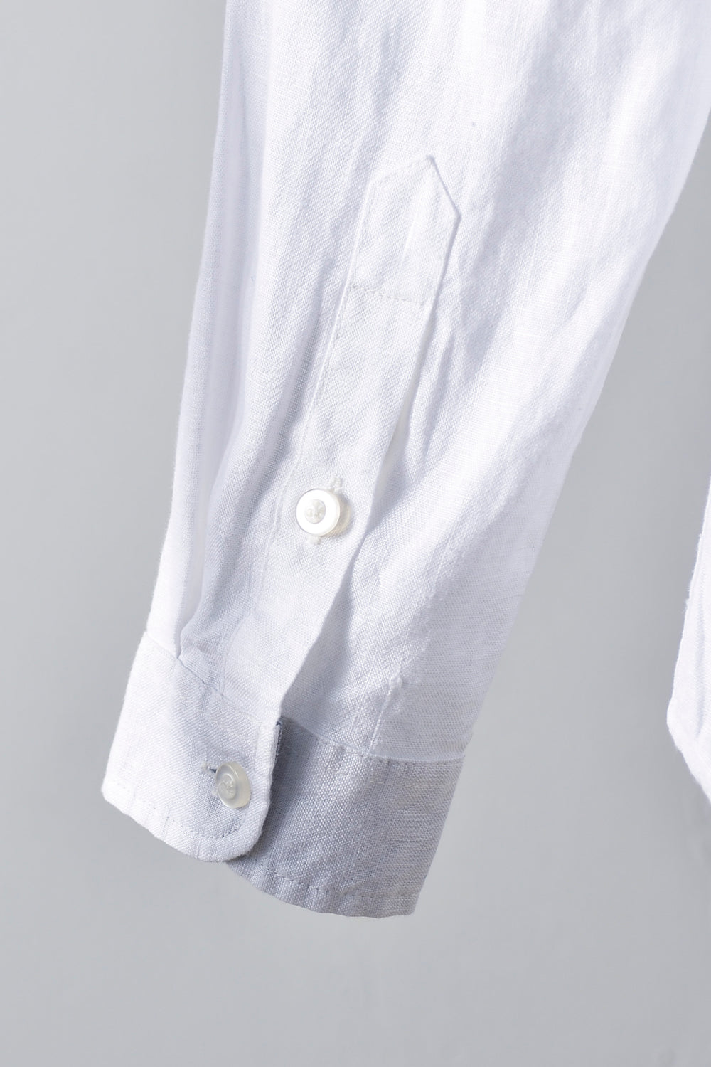 Buttoned Collared Neck Short Sleeve Linen Shirt