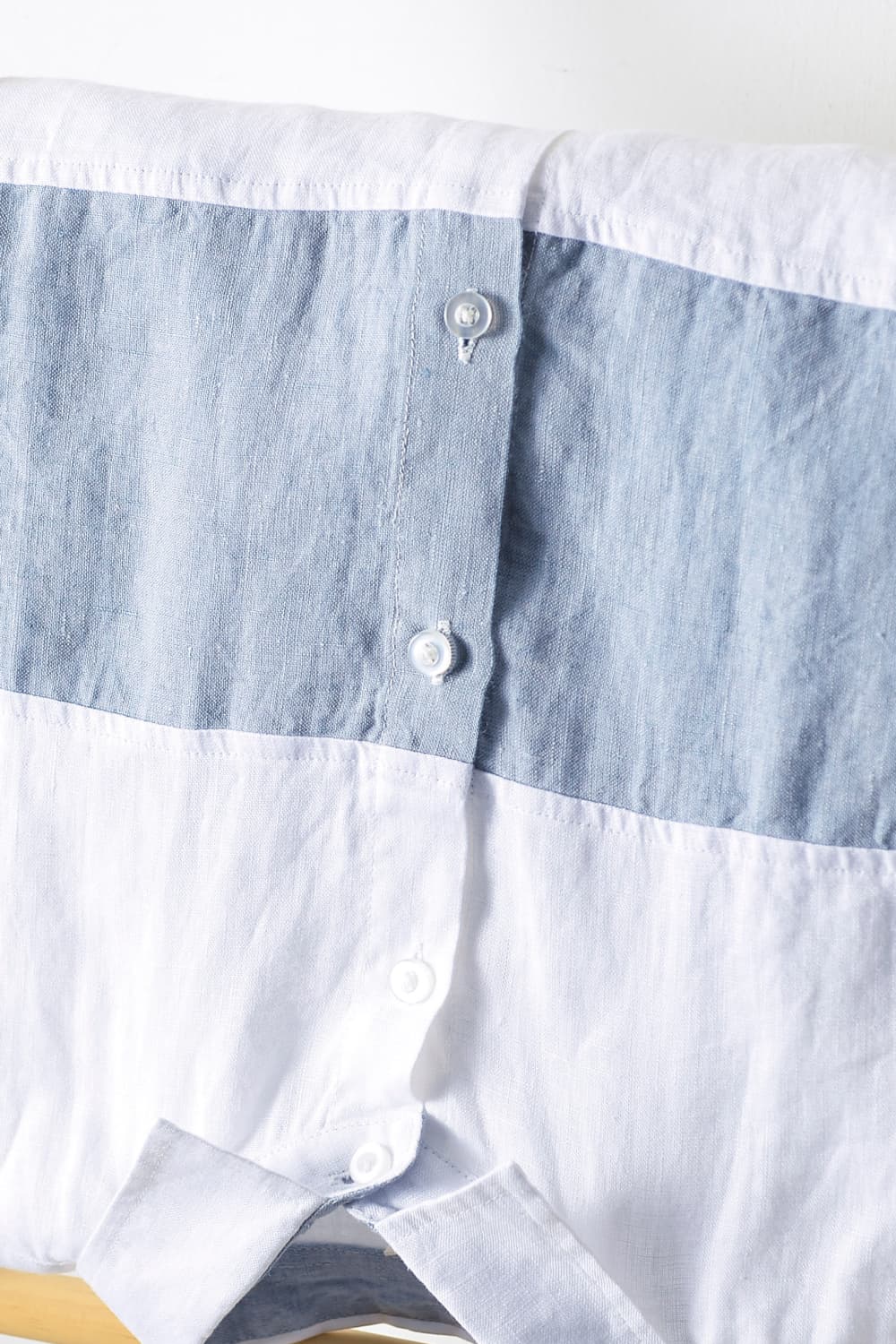 Buttoned Collared Neck Short Sleeve Linen Shirt